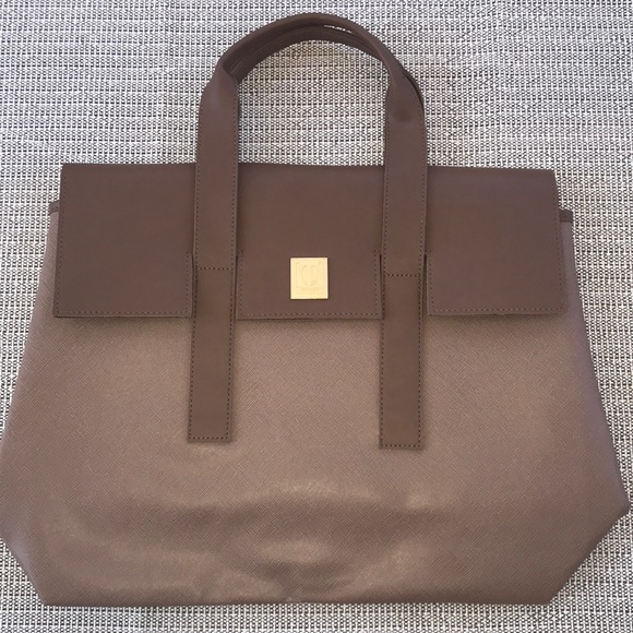 tanger outlet purses